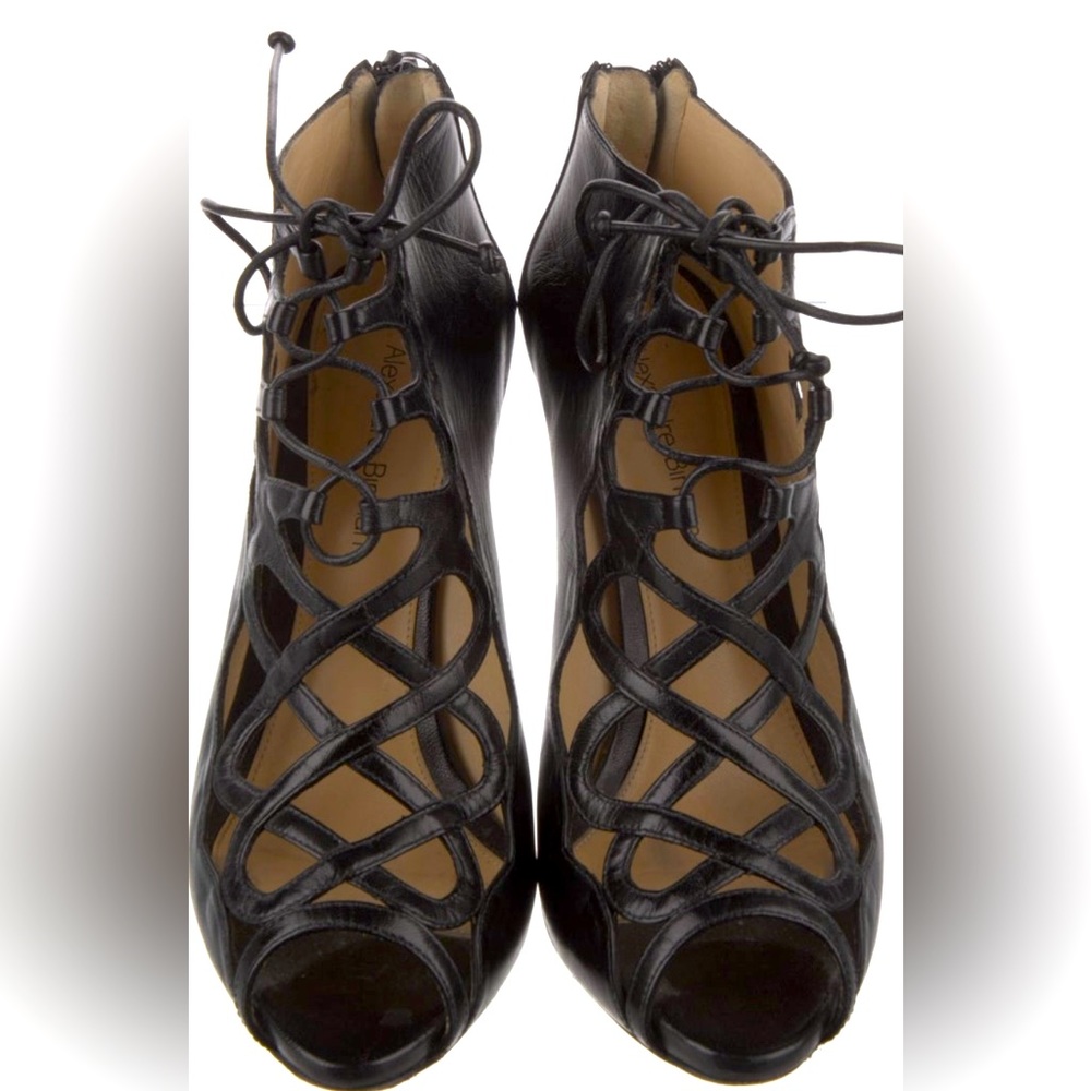 Alexandre Birman Leather Pumps